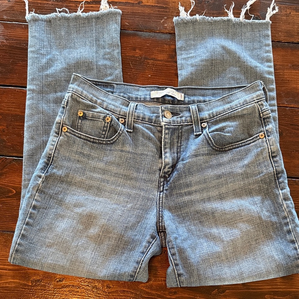 Levi's Straight Leg Jeans in Light Blue